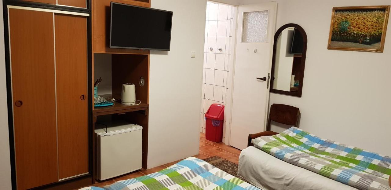 Wynajem Pokoi Hotel Kolobrzeg Ngoại thất bức ảnh